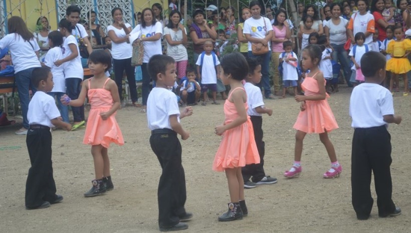 A dance number from one of the schools of Milagros East District (8Am May 25, 2014)